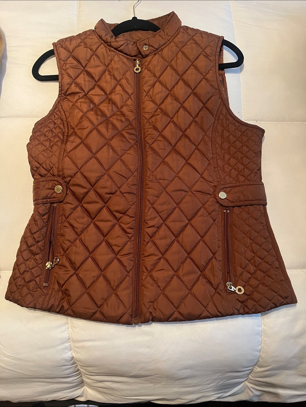 Marc New York Quilted Sleeveless Vest - Brown with gold zipper details